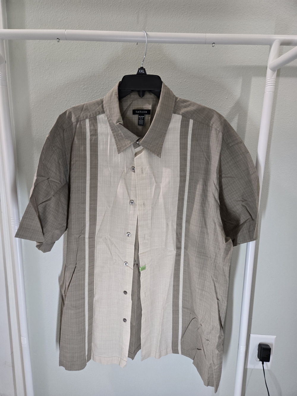 Van Heusen Short Sleeve Button-Down in Taupe and Cream